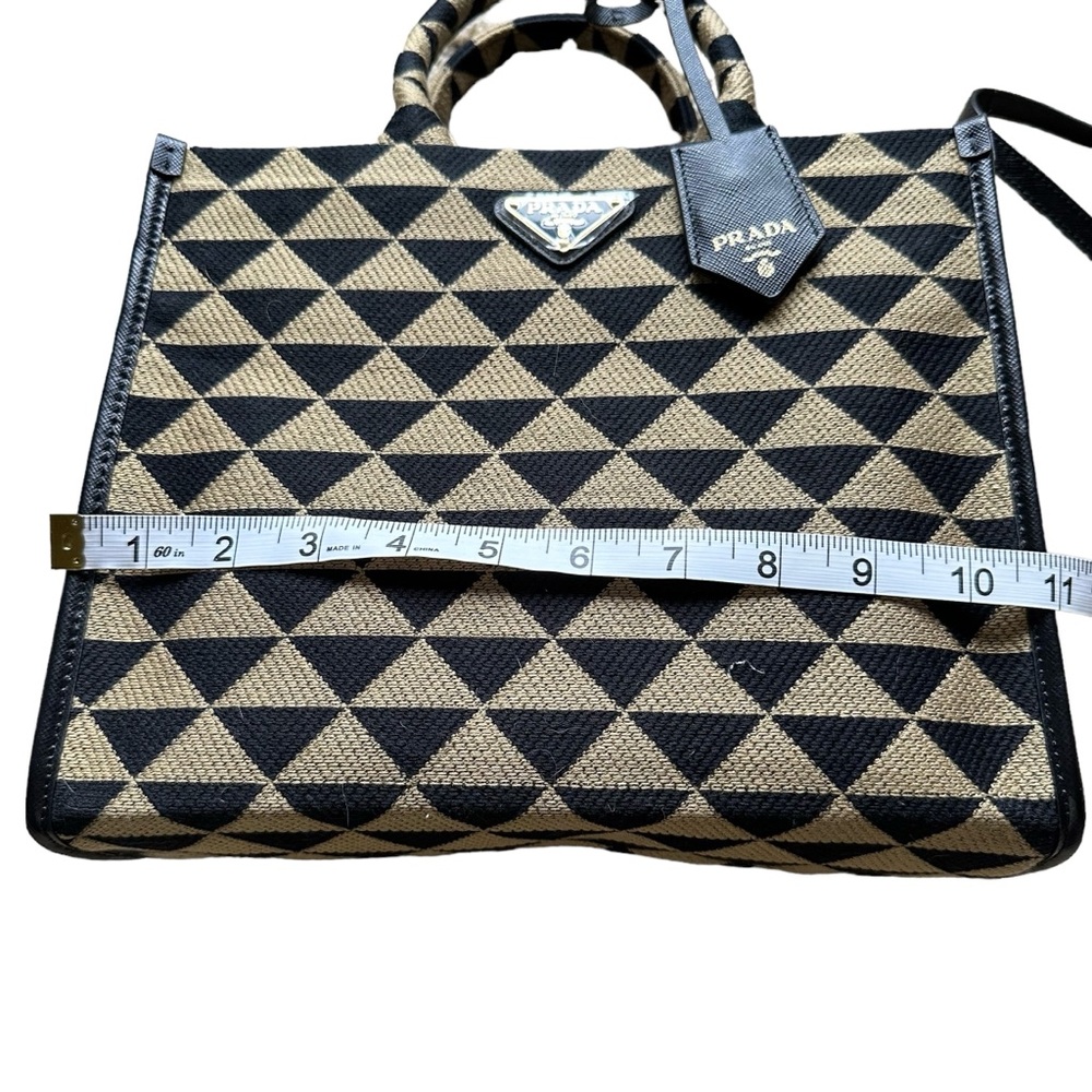 Non Authentic P R A D A Handbag - Picture 8 of 13